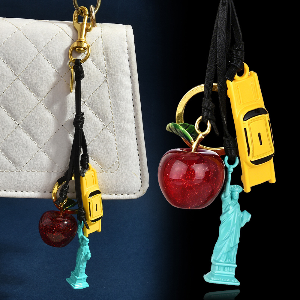 뉴욕시 테마 멀티 참 키체인 가죽끈 빅애플 옐로우 택시 - Travel Accessories New York 리뷰 및 가격